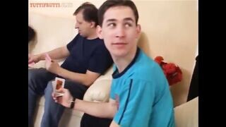 Zsuzsit a roma tini sunát partiba nyomják