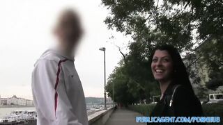Magyar amatőr tini csajszi pénzért kamatyol