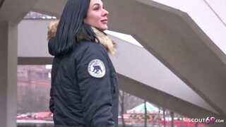 Tetkós német milf meghágva