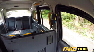 Fake Taxi - Barbie Sins fenékbe kurelva