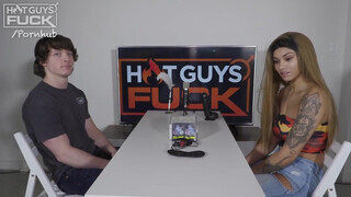 Brazil tini lány és a sportos hapsi - Hot Guys Fuck