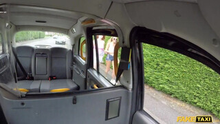 Fake Taxi - Stacy Seran és Princess Paris szexelnek a taxissal