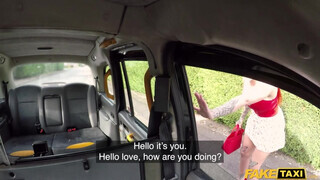 Fake Taxi - Alexxa Vice az óriás csöcsű repedtsarkú