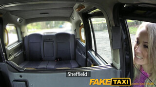 FakeTaxi - vékony bige fullos csizmában