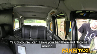 FakeTaxi - skót bige a szabadban is kedveli