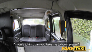 Fake Taxi - Titkárnő milf megkettyintve