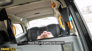 Fake Taxi - Bűbájos argentin csajszi megkúrva a taxiban