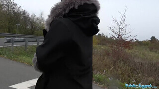 Public Agent - Kiki Minaj a brit fiatal bige