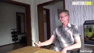 REIFESWINGER - Német milf fiatal hapsival kufircol