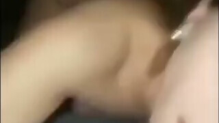 Fiatal lány meghágva