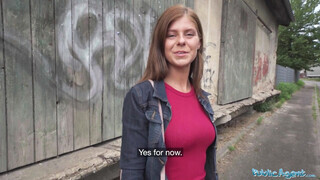 Public Agent - Tiffany Blue a bombázó szép fenekű csajszi