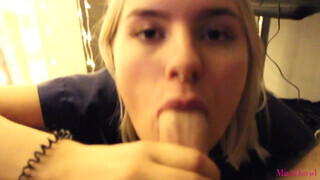 YummyMira keményre orálozza